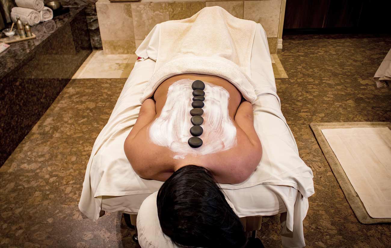 Hot stone Massage Olivia Cooper Ciampino